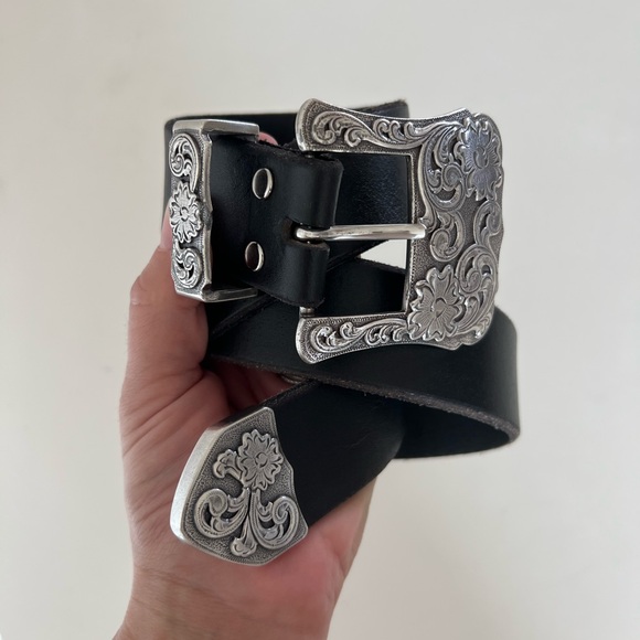 Nocona Belt Co Accessories - Nocona Genuine Leather Black Embossed Silver Toned MetalWestern Belt Size Medium